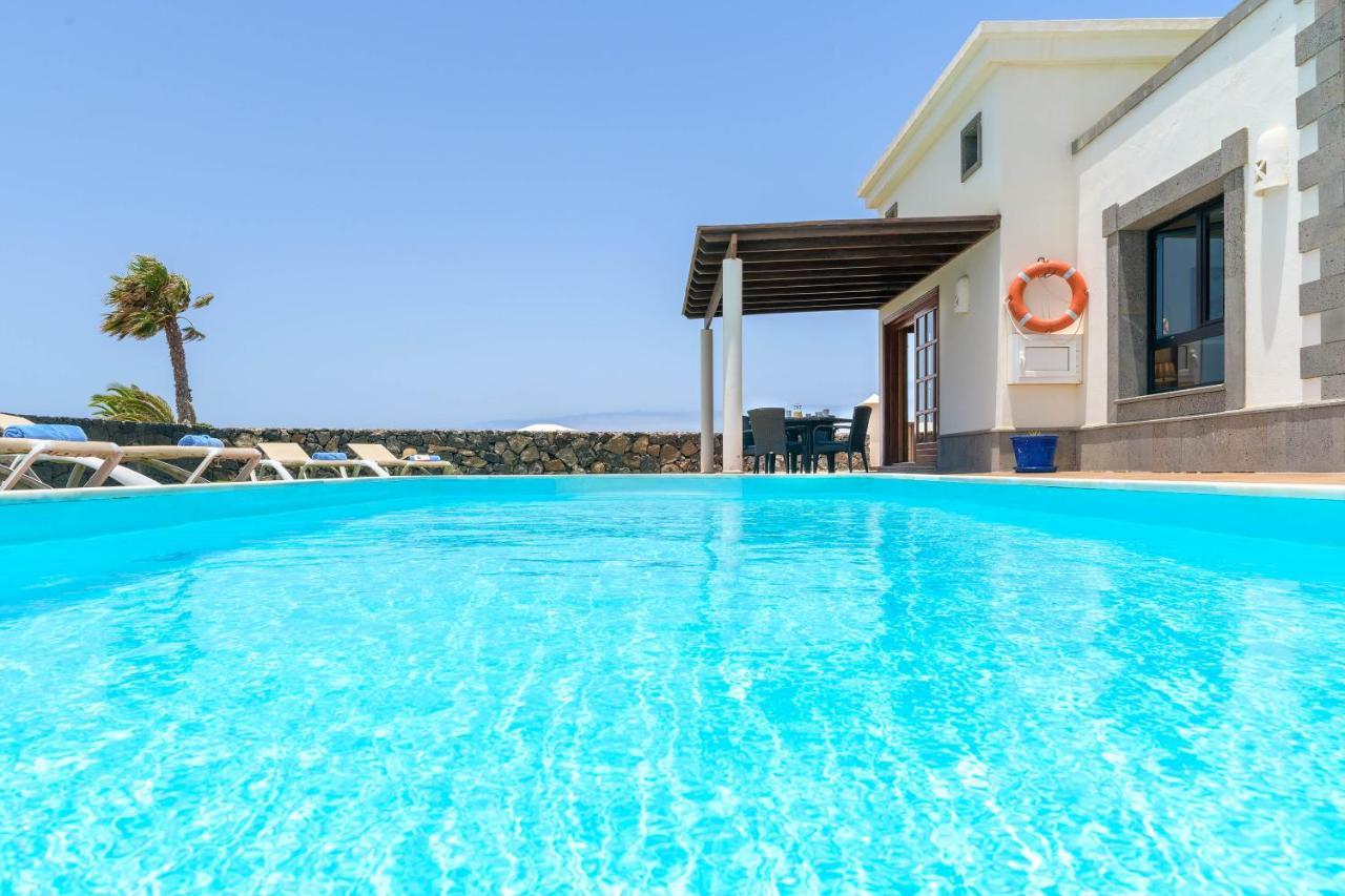 Villa Esterlicia Playa Blanca  Buitenkant foto