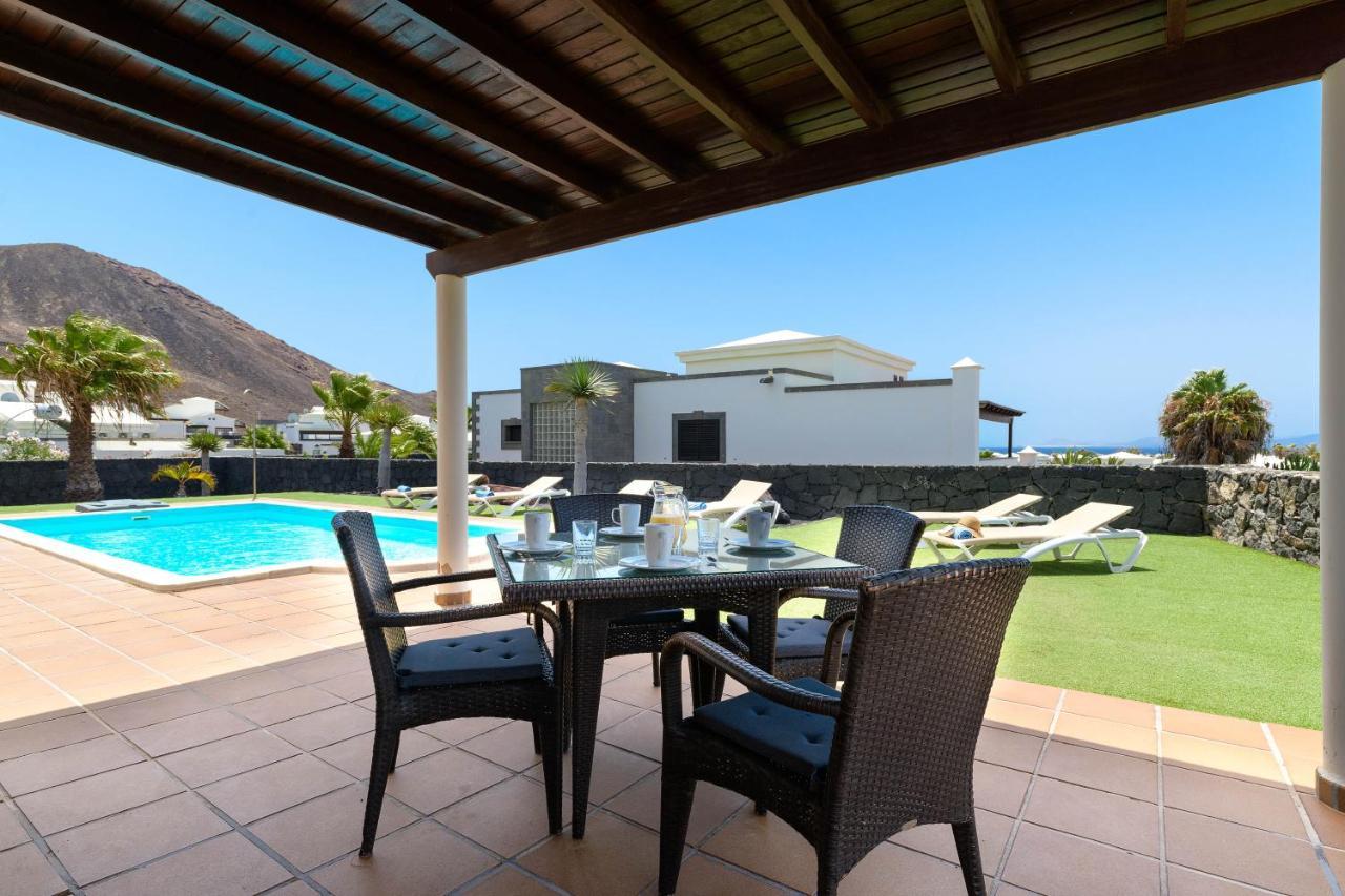 Villa Esterlicia Playa Blanca  Buitenkant foto