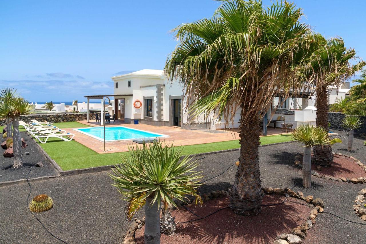 Villa Esterlicia Playa Blanca  Buitenkant foto