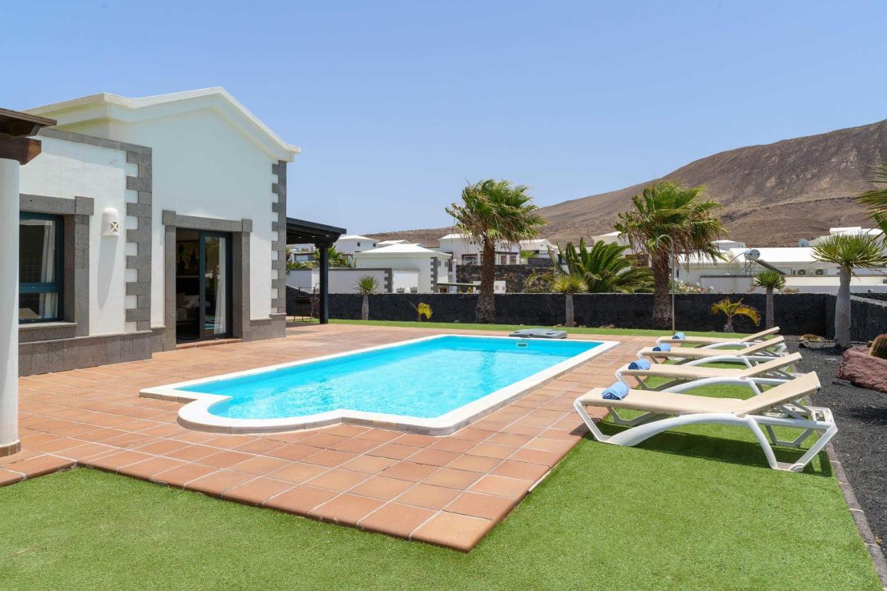 Villa Esterlicia Playa Blanca  Buitenkant foto