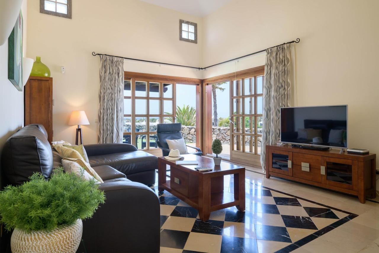 Villa Esterlicia Playa Blanca  Buitenkant foto