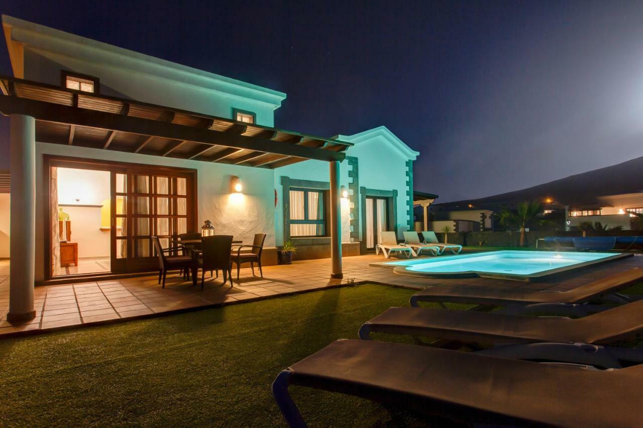 Villa Esterlicia Playa Blanca  Buitenkant foto